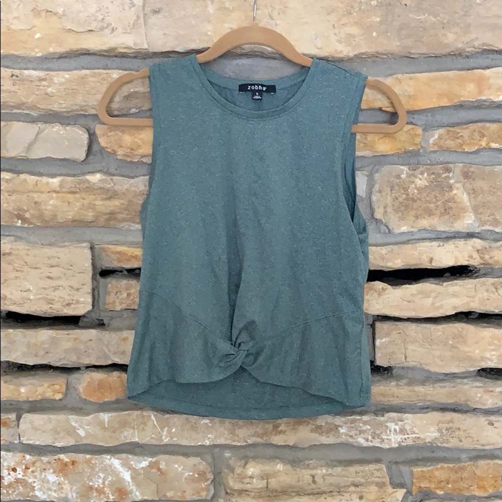 Knotted tank